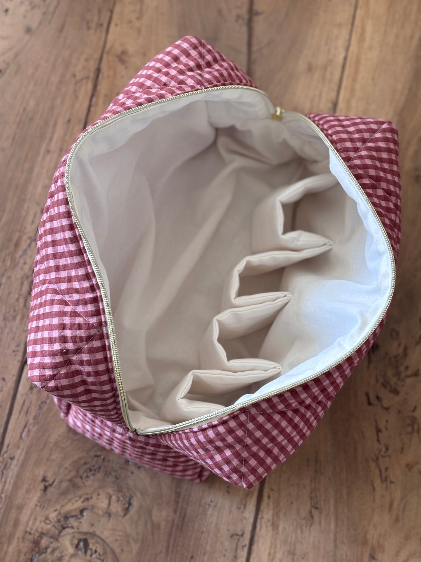 Quilted Pouch for Dyson Airwrap and Shark FlexStyle – Light Pink Gingham