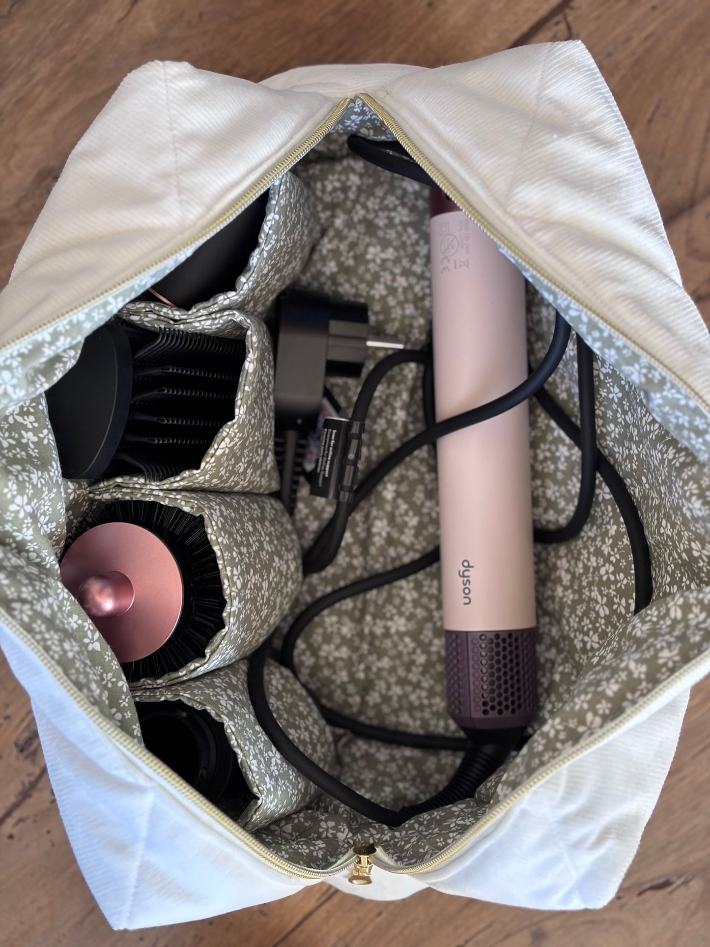 Quilted Pouch for Dyson Airwrap and Shark FlexStyle – Light Pink Gingham