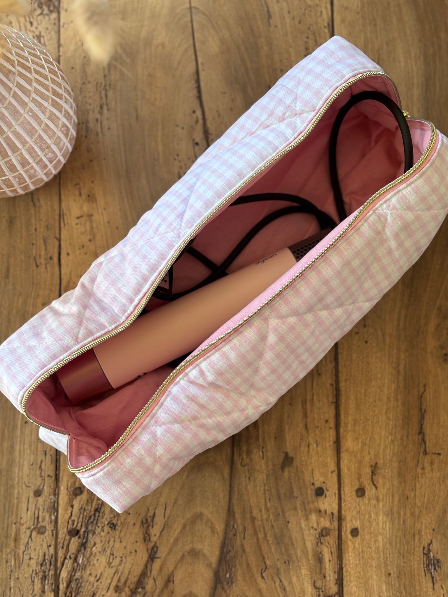 Quilted Pouch for Dyson Airwrap and Shark FlexStyle – Light Pink Gingham