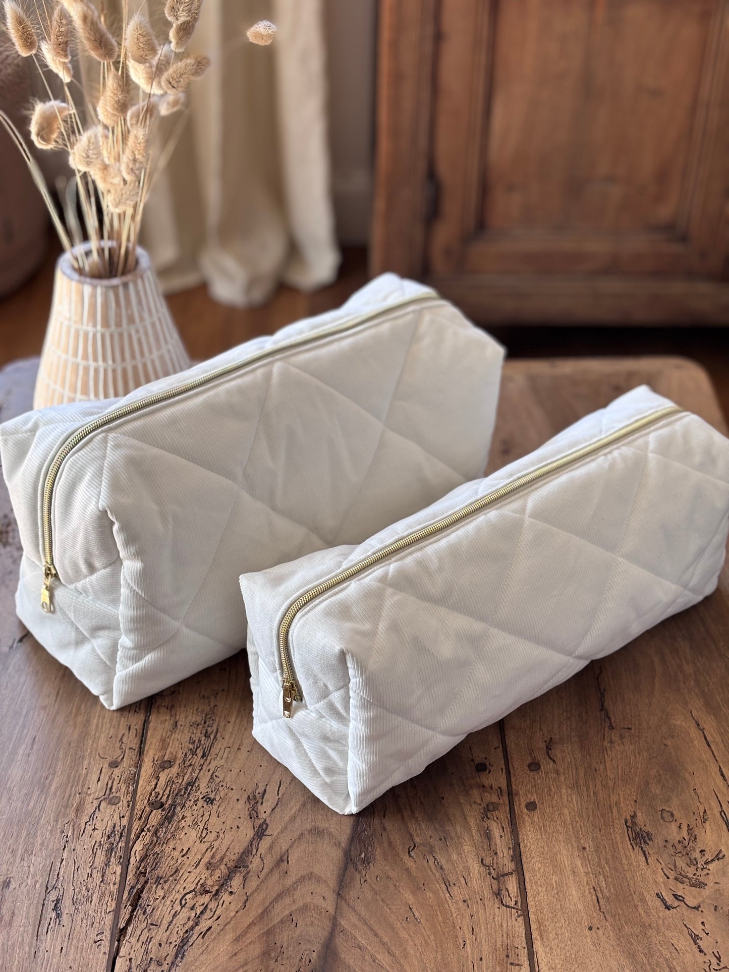 Quilted Pouch for Dyson Airwrap and Shark FlexStyle – Light Pink Gingham