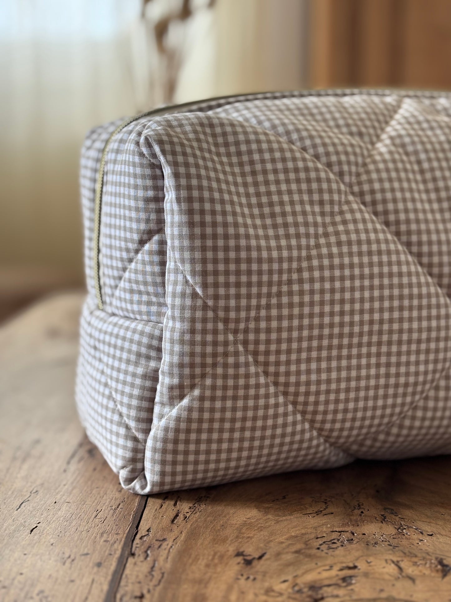 Quilted Pouch for Dyson Airwrap and Shark FlexStyle – Light Pink Gingham