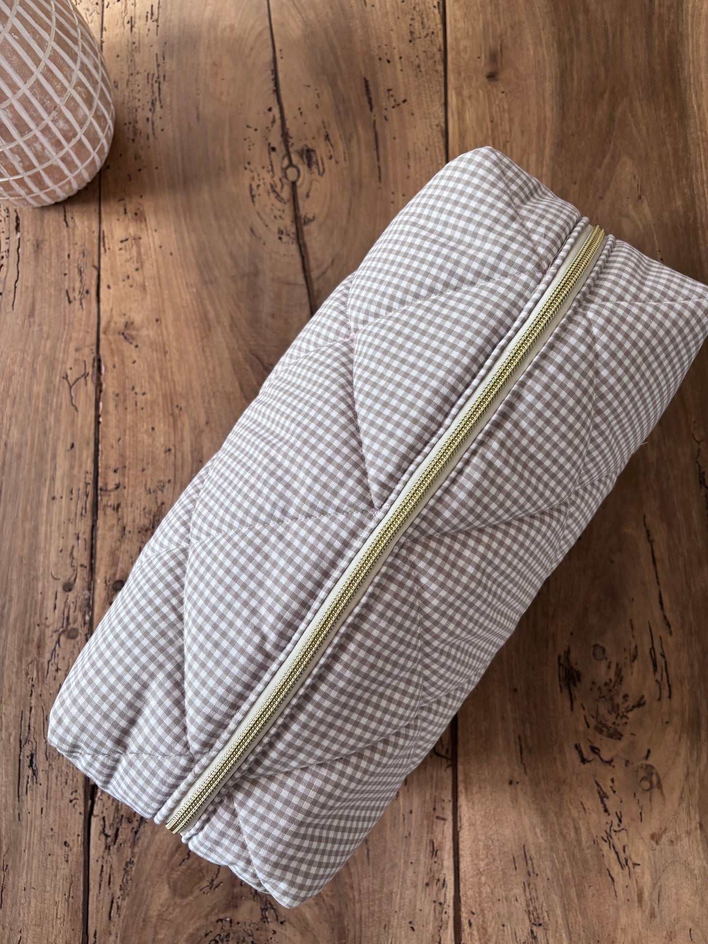 Quilted Pouch for Dyson Airwrap and Shark FlexStyle – Light Pink Gingham