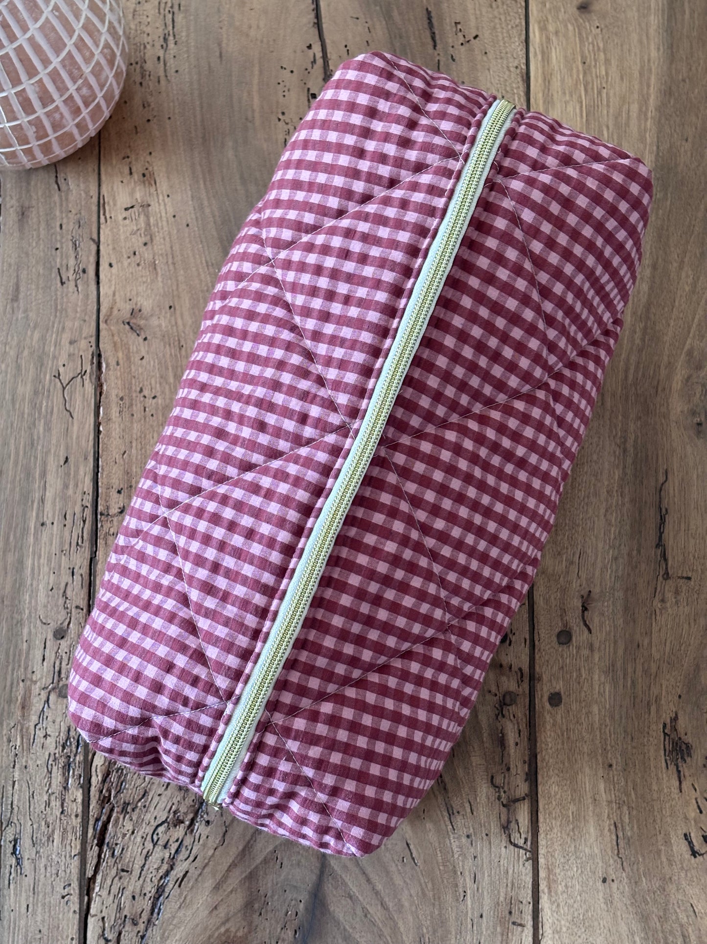 Quilted Pouch for Dyson Airwrap and Shark FlexStyle – Light Pink Gingham