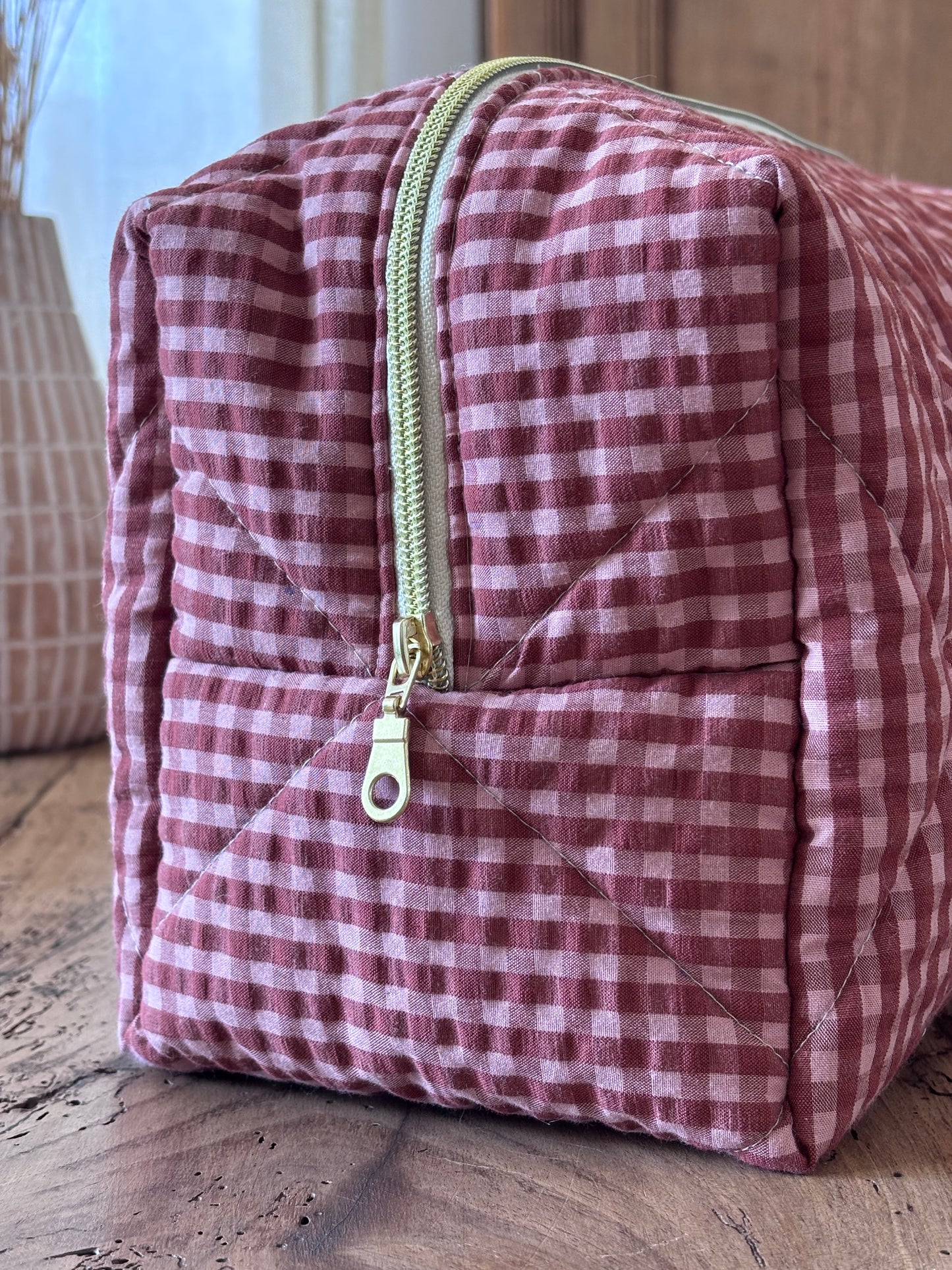 Quilted Pouch for Dyson Airwrap and Shark FlexStyle – Light Pink Gingham