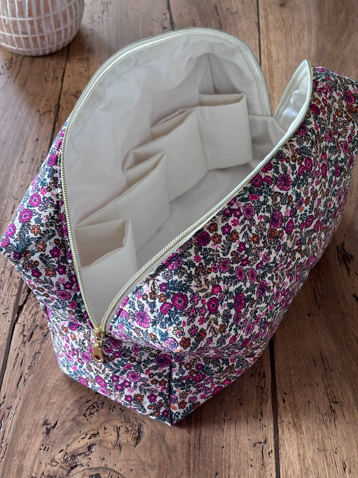 Quilted Pouch for Dyson Airwrap and Shark FlexStyle – Light Pink Gingham