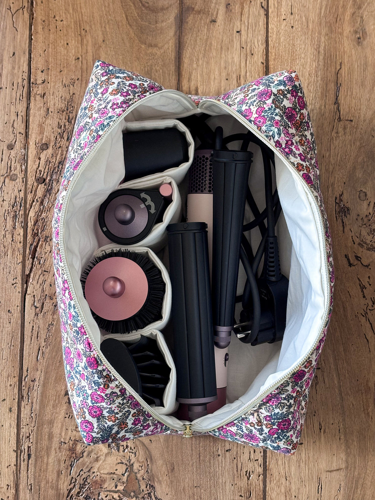 Quilted Pouch for Dyson Airwrap and Shark FlexStyle – Light Pink Gingham