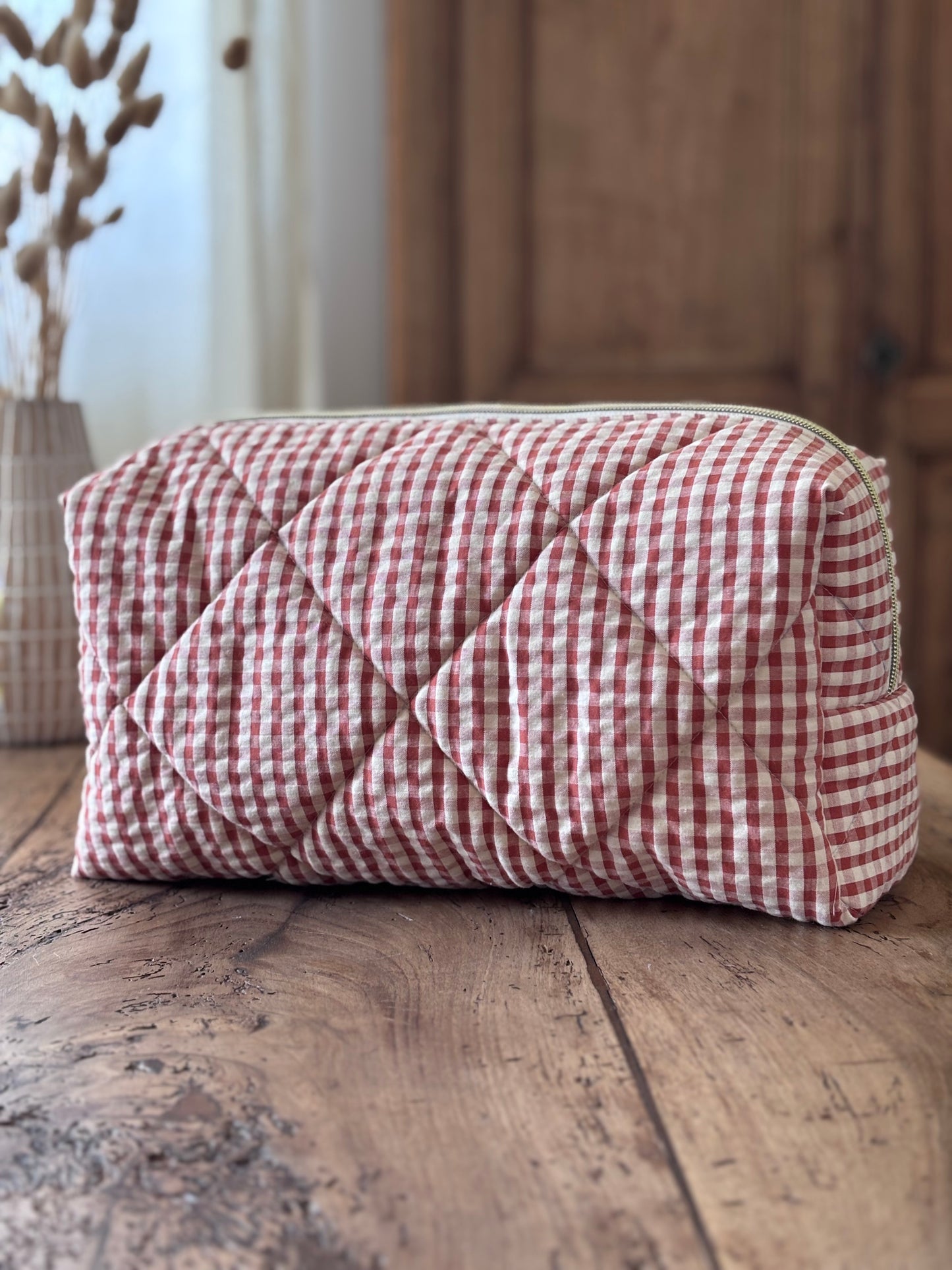Quilted Pouch for Dyson Airwrap and Shark FlexStyle – Light Pink Gingham