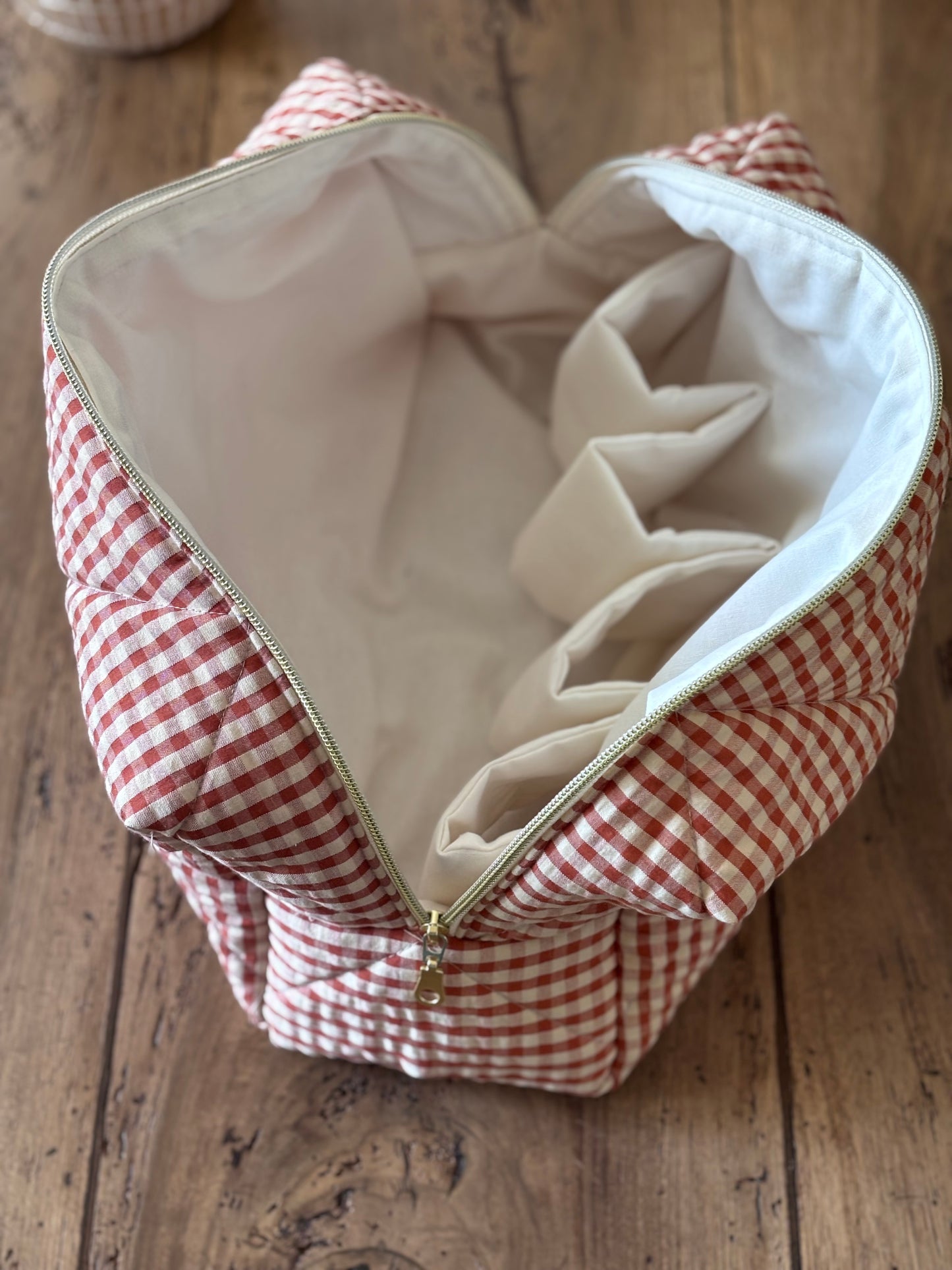 Quilted Pouch for Dyson Airwrap and Shark FlexStyle – Light Pink Gingham