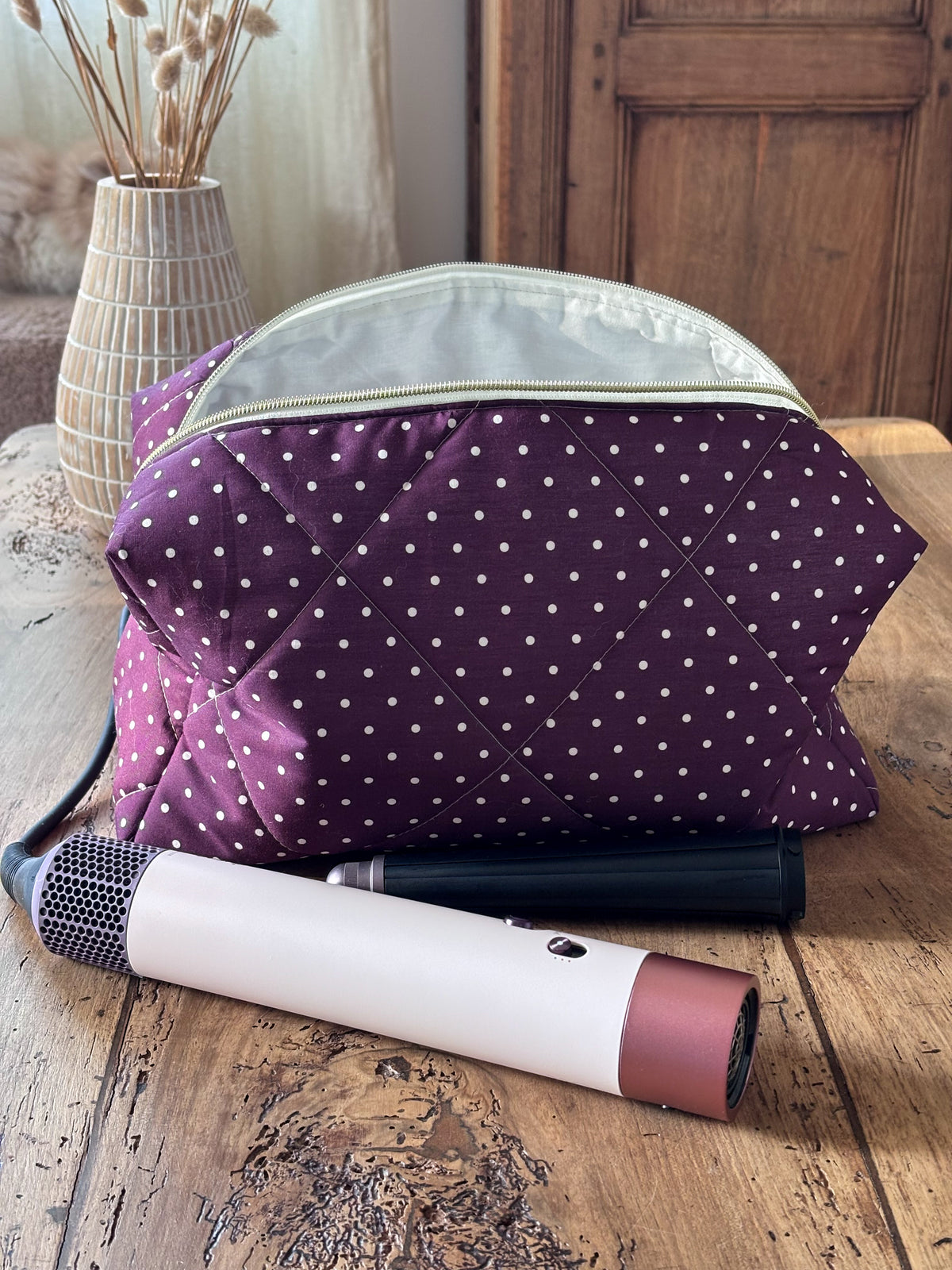 Quilted Pouch for Dyson Airwrap and Shark FlexStyle – Light Pink Gingham