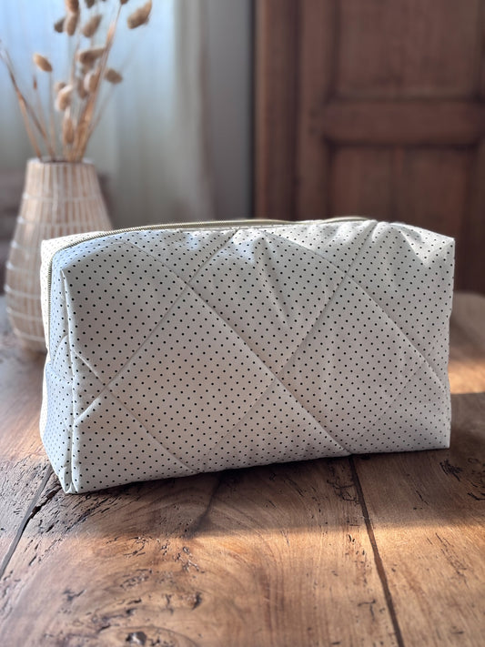 Quilted Pouch for Dyson Airwrap and Shark FlexStyle – Light Pink Gingham