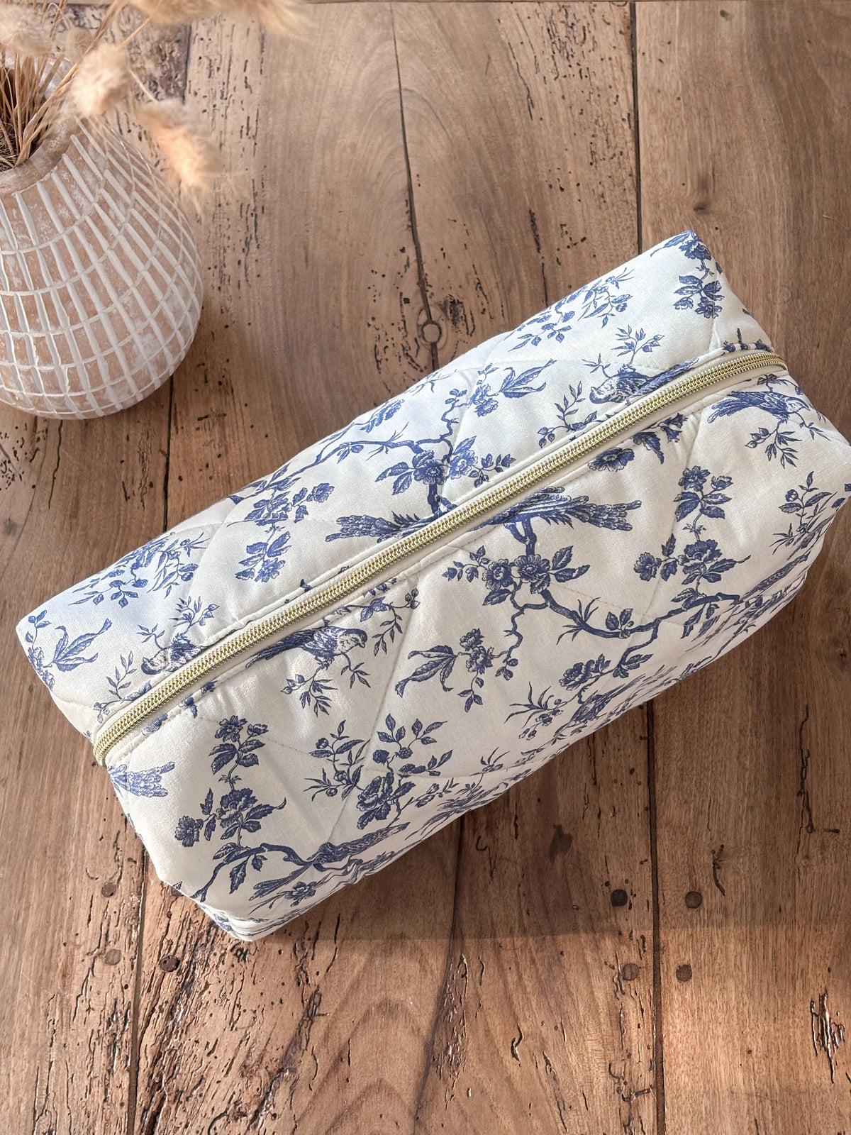Quilted Pouch for Dyson Airwrap and Shark FlexStyle – Light Pink Gingham