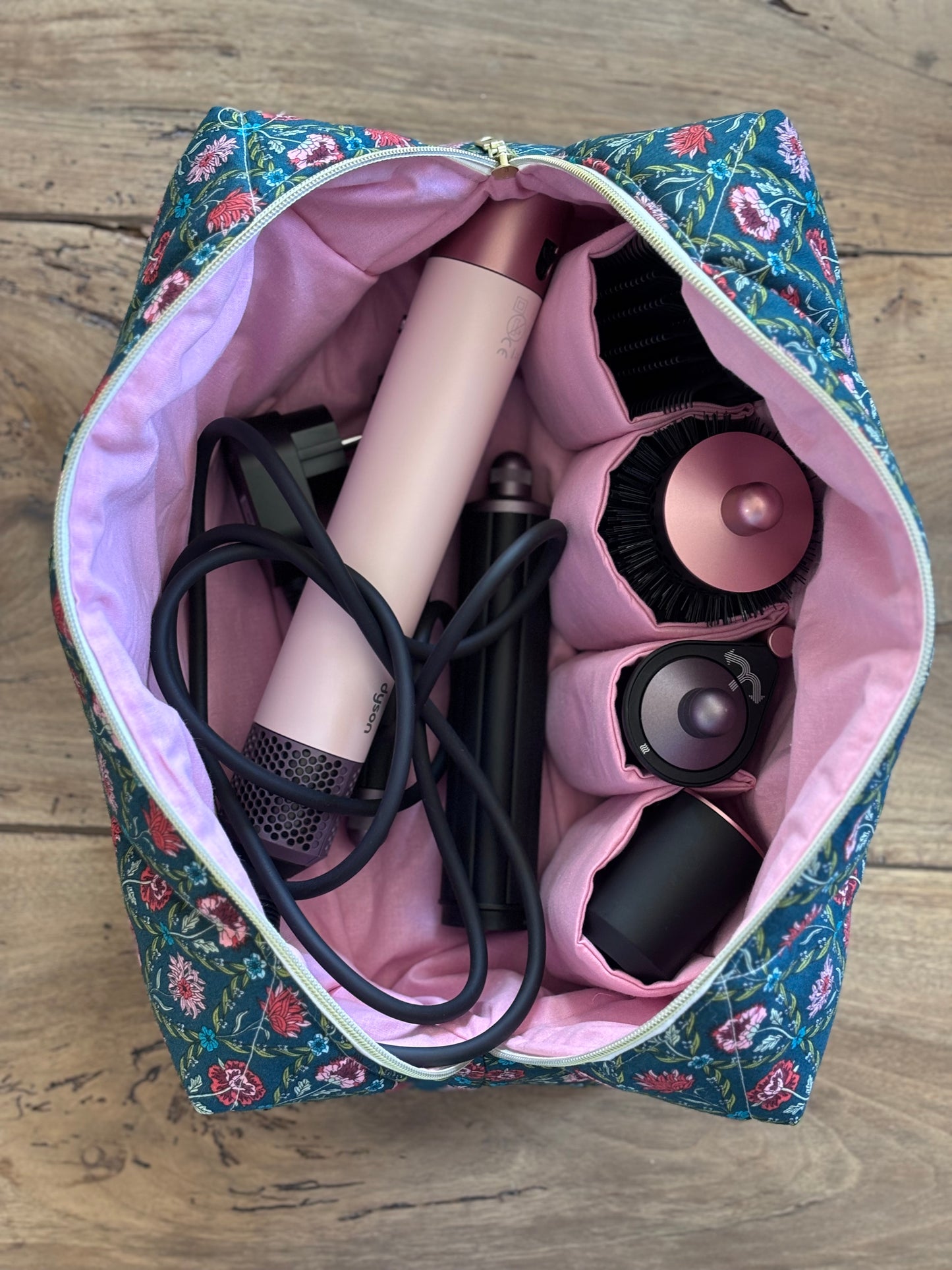 Quilted Pouch for Dyson Airwrap and Shark FlexStyle – Light Pink Gingham