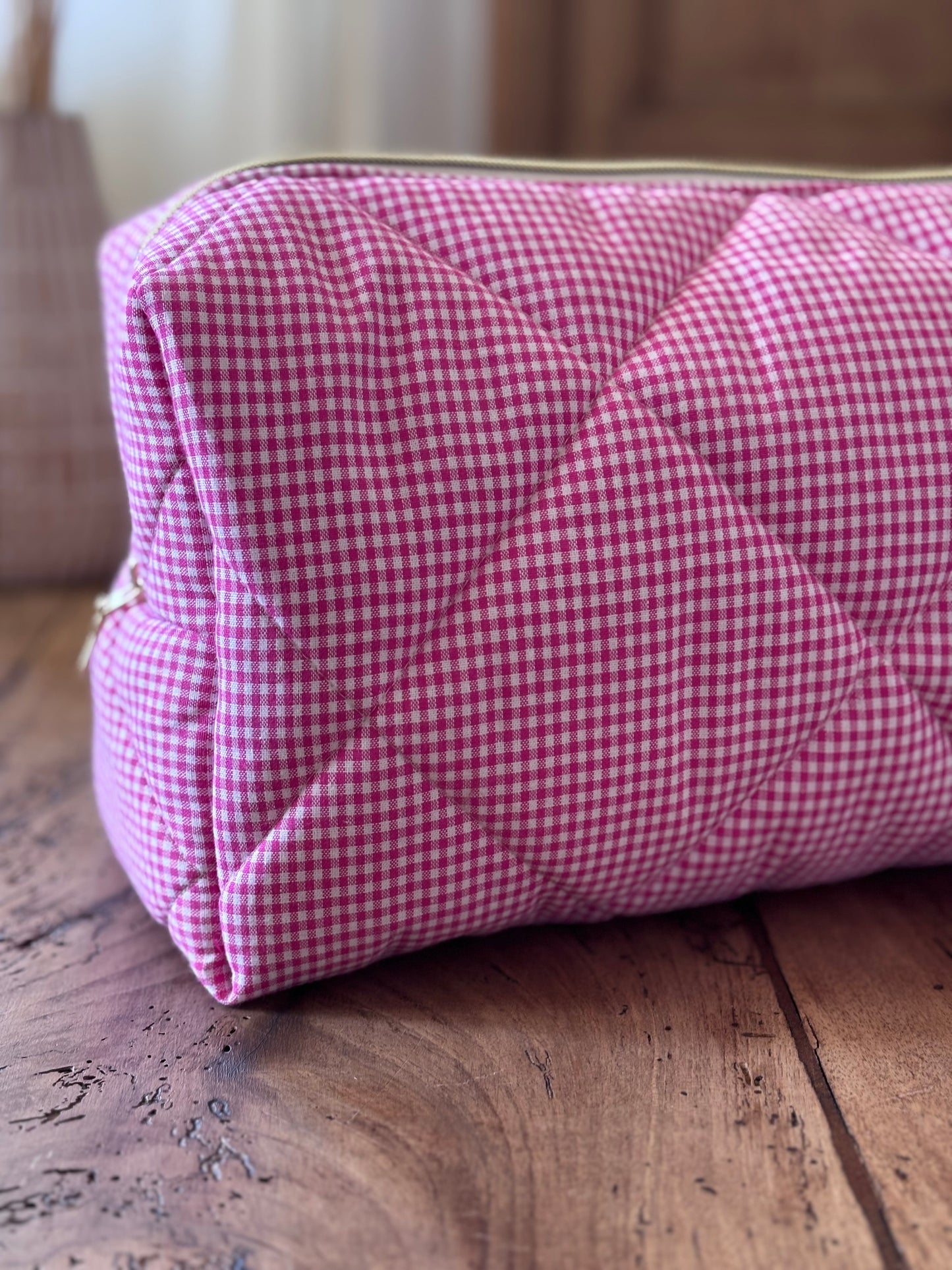 Quilted Pouch for Dyson Airwrap and Shark FlexStyle – Light Pink Gingham
