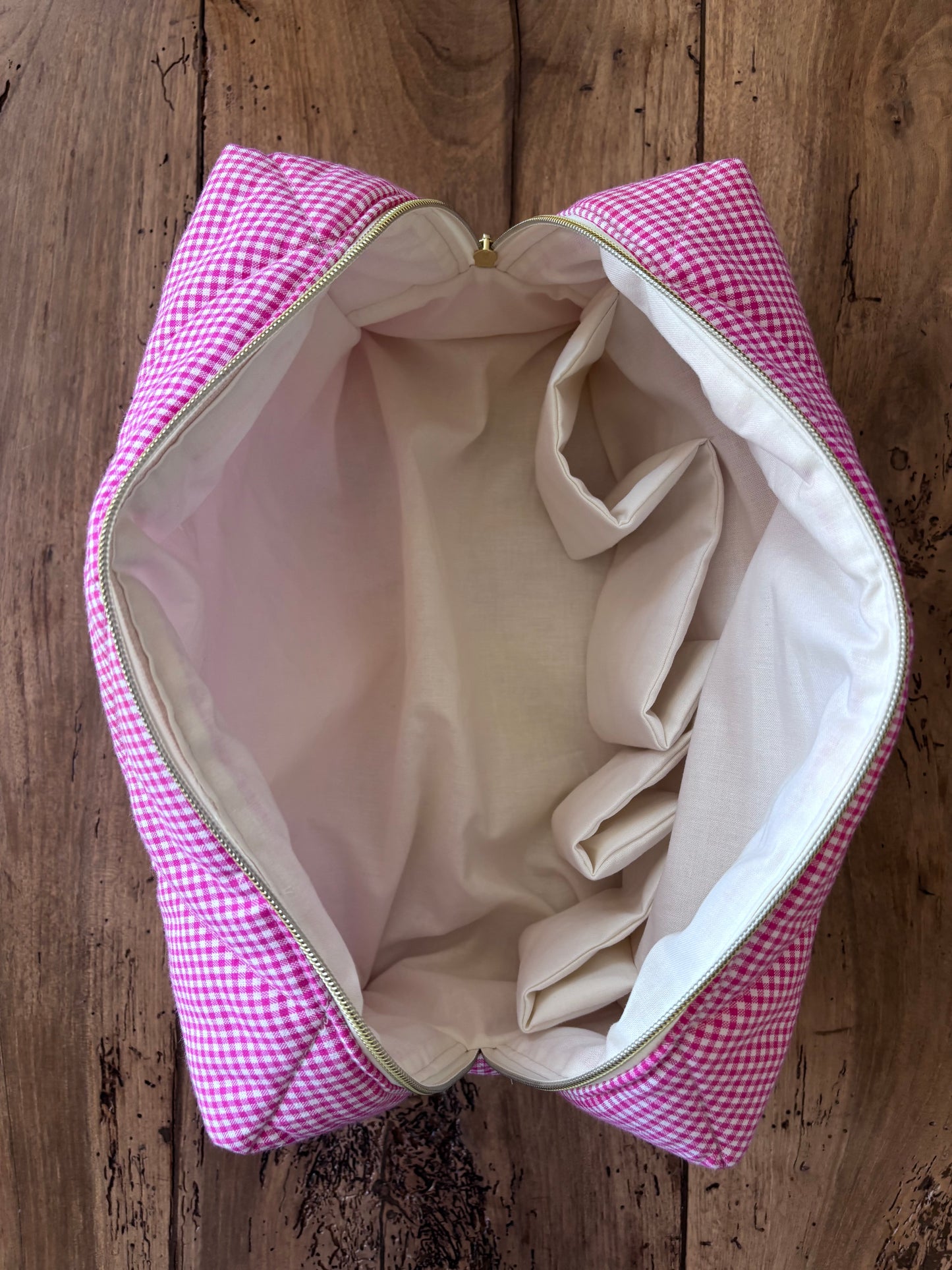 Quilted Pouch for Dyson Airwrap and Shark FlexStyle – Light Pink Gingham