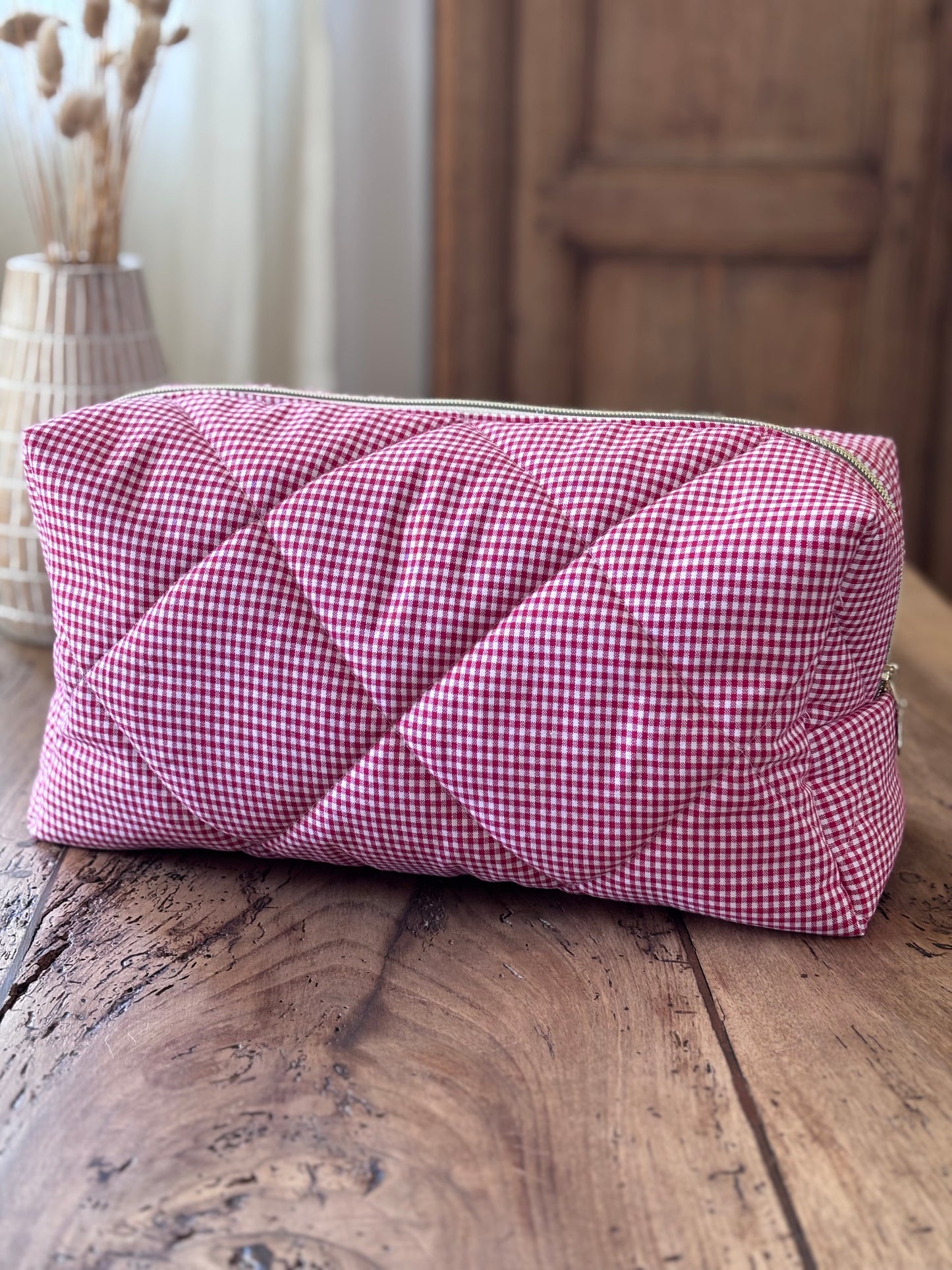 Quilted Pouch for Dyson Airwrap and Shark FlexStyle – Light Pink Gingham