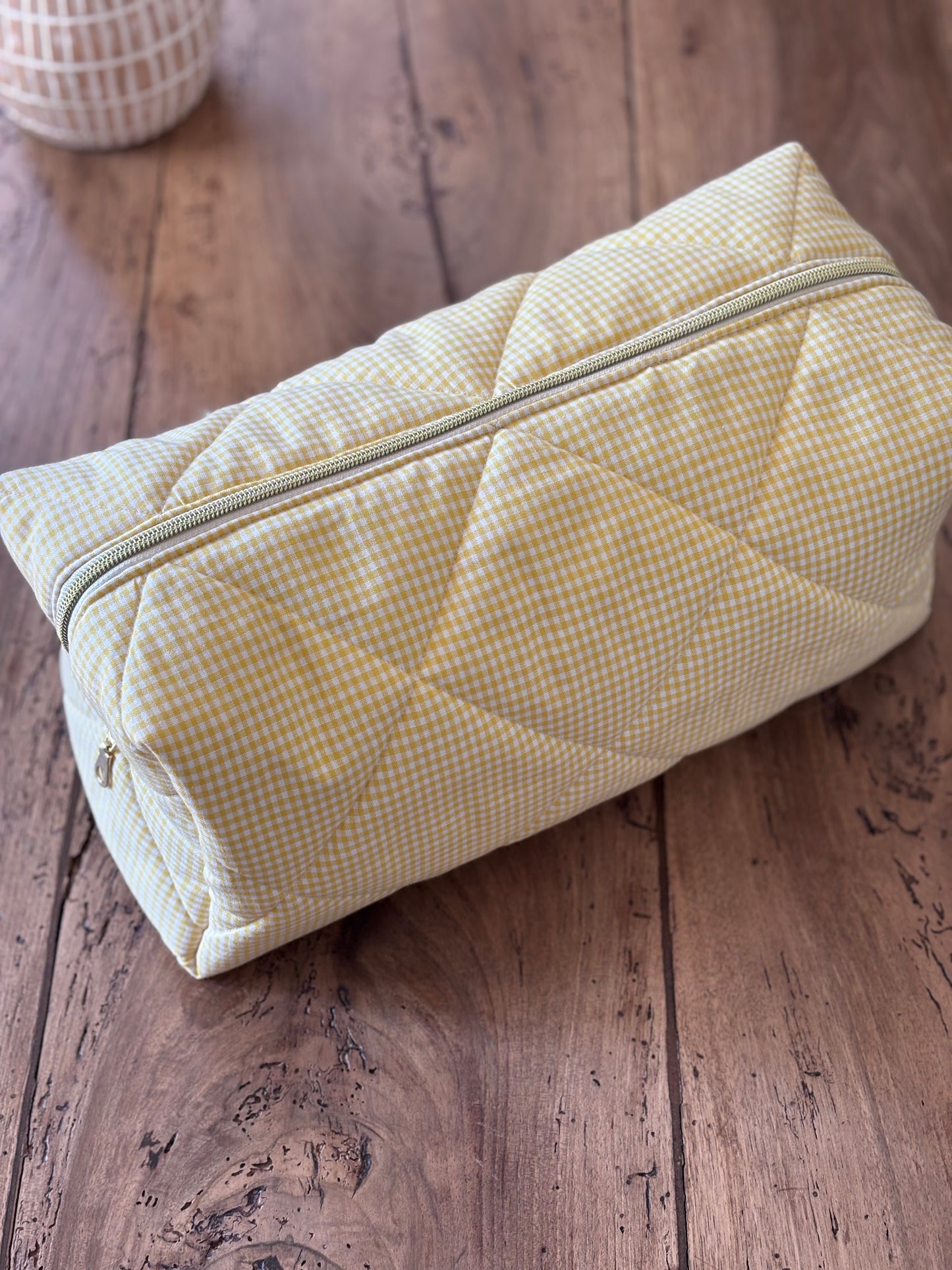 Quilted Pouch for Dyson Airwrap and Shark FlexStyle – Light Pink Gingham