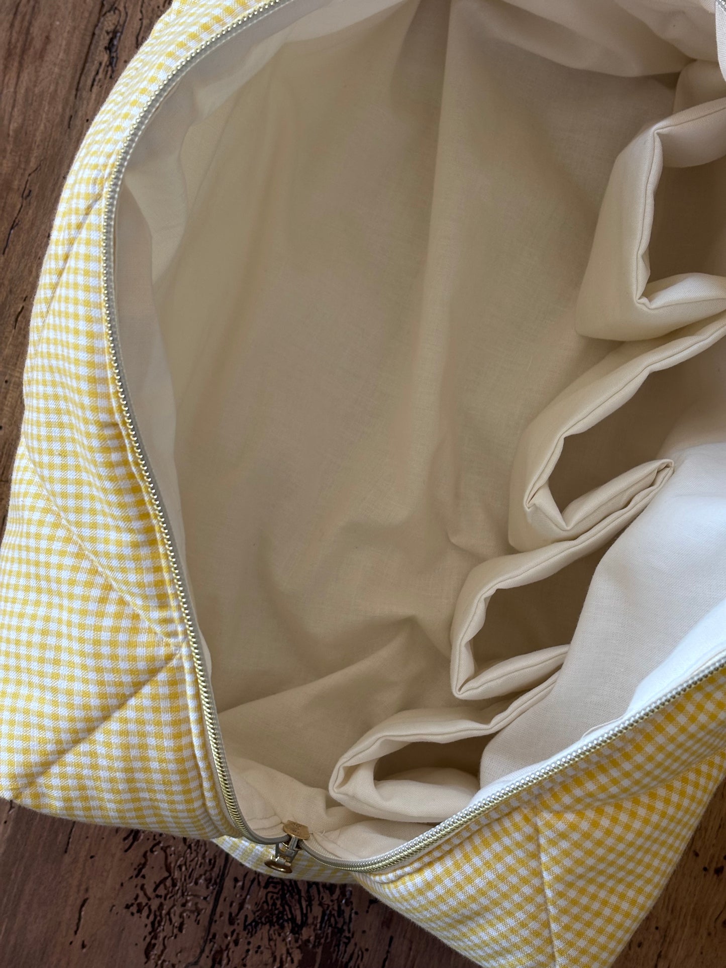 Quilted Pouch for Dyson Airwrap and Shark FlexStyle – Light Pink Gingham