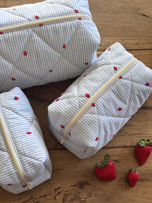 Trio de trousses beauté Rayures bleues et Fraises
