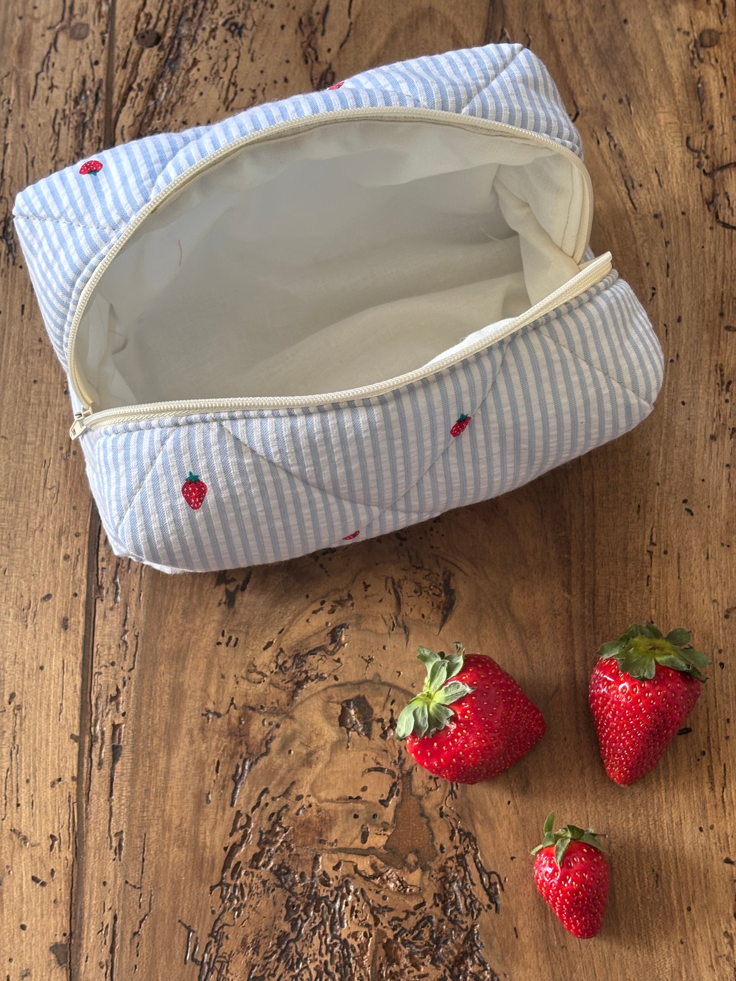 Trio de trousses beauté Rayures bleues et Fraises