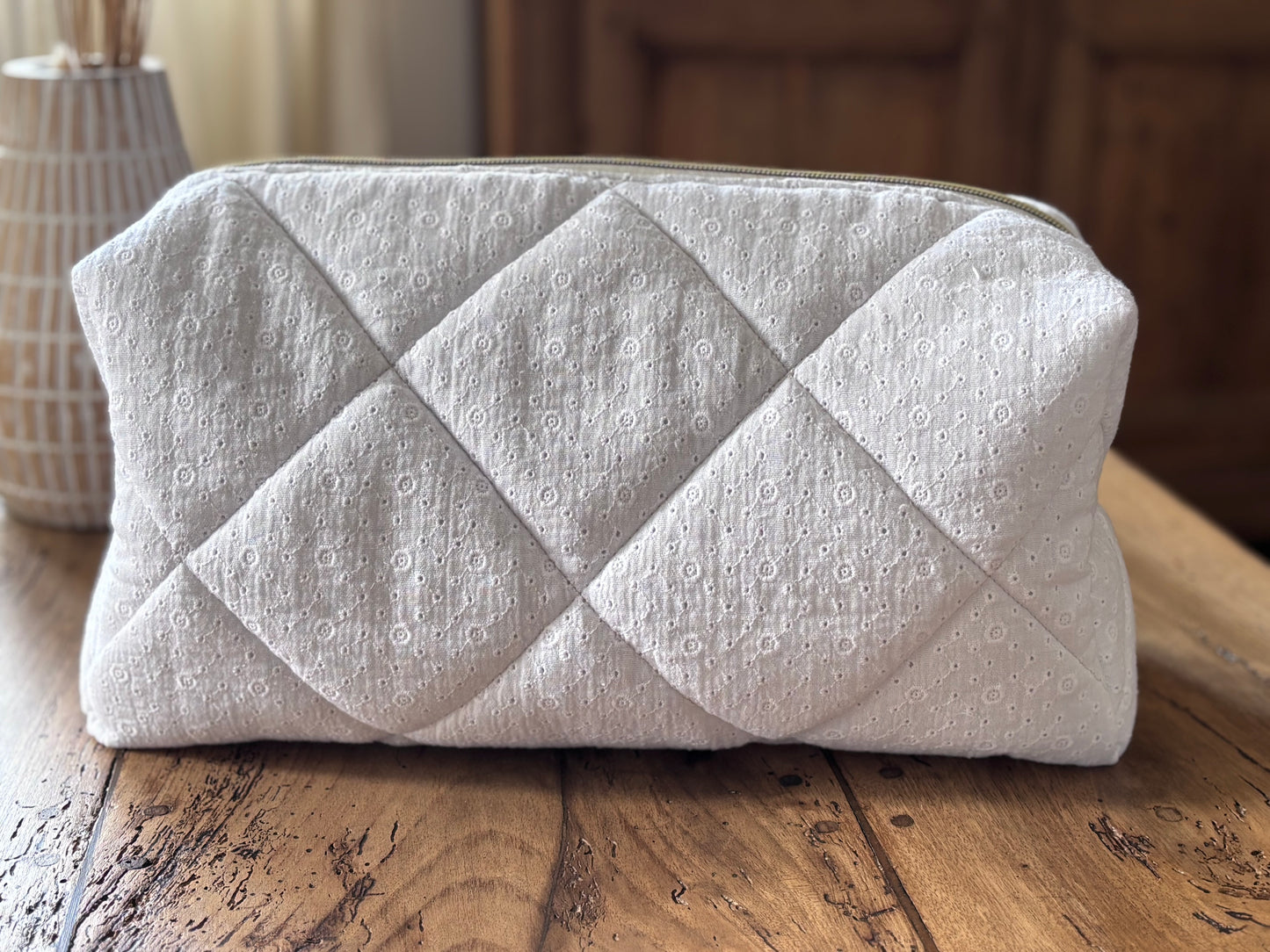 Quilted Pouch for Dyson Airwrap and Shark FlexStyle – Light Pink Gingham