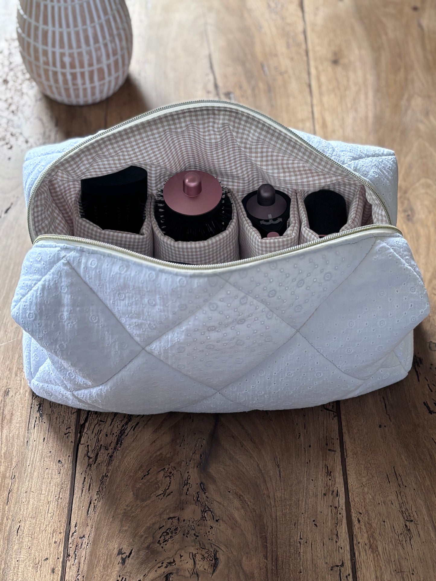 Quilted Pouch for Dyson Airwrap and Shark FlexStyle – Light Pink Gingham