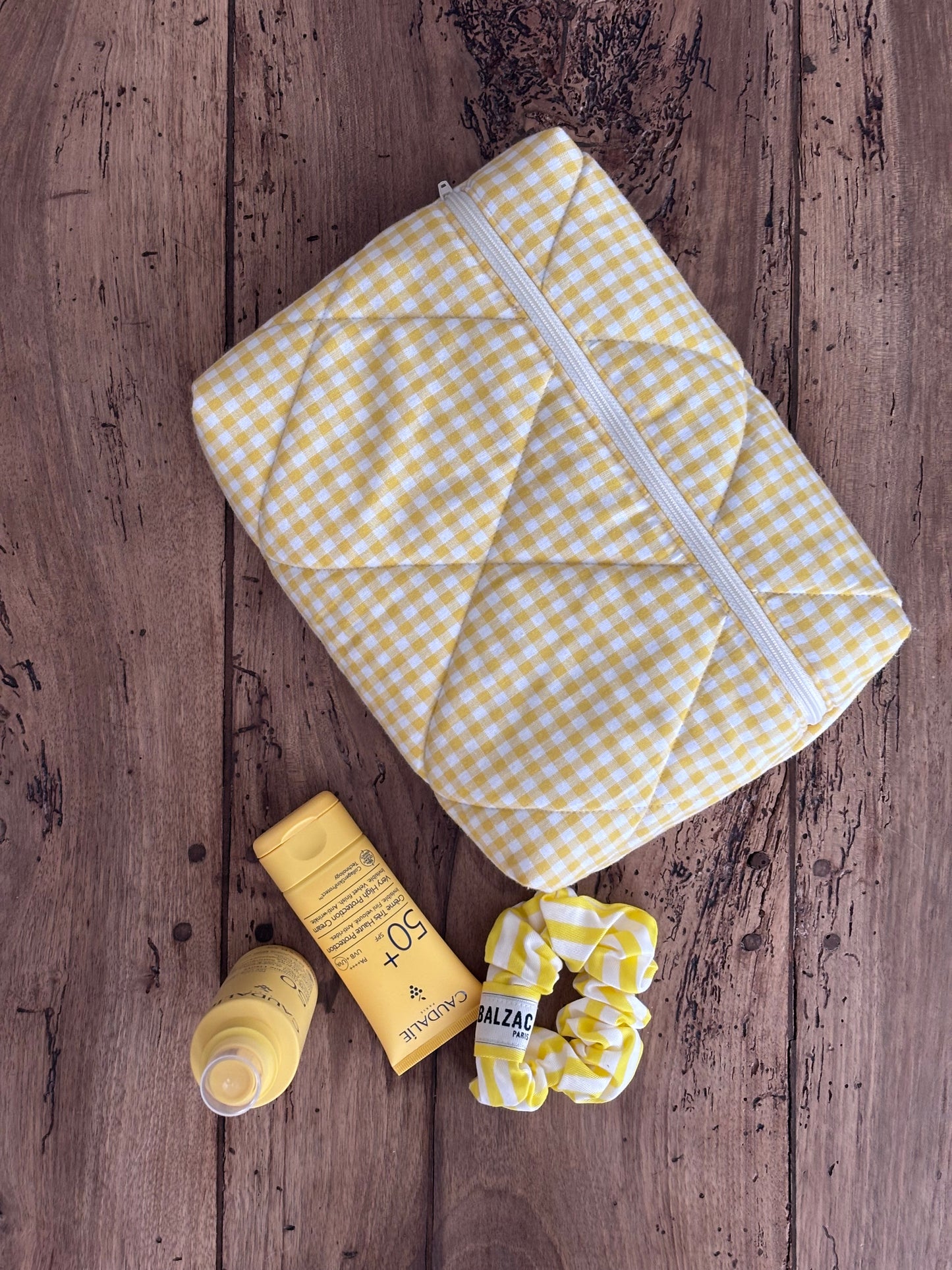 Pochette livre broché Louise – vichy jaune