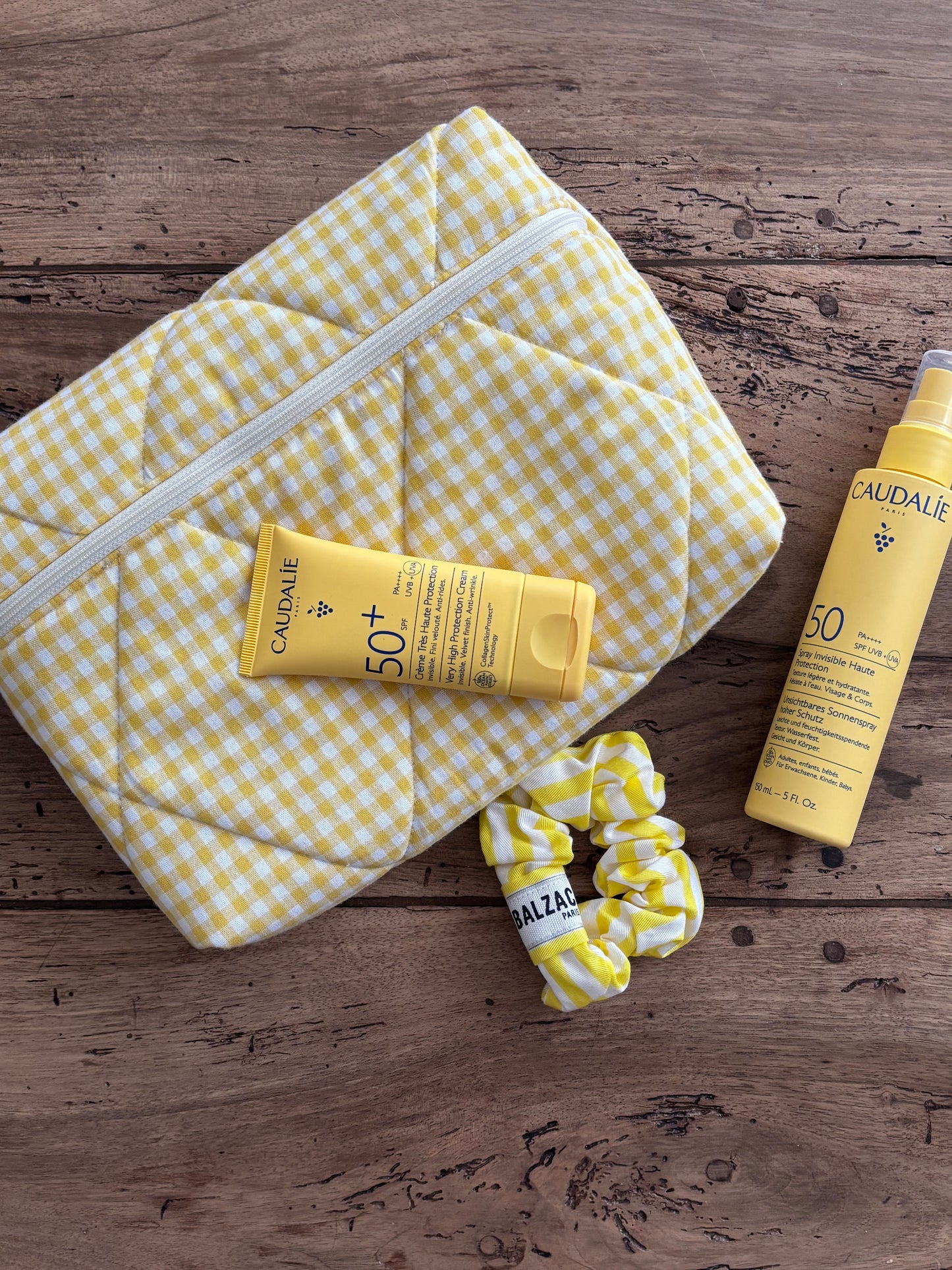 Pochette livre broché Louise – vichy jaune
