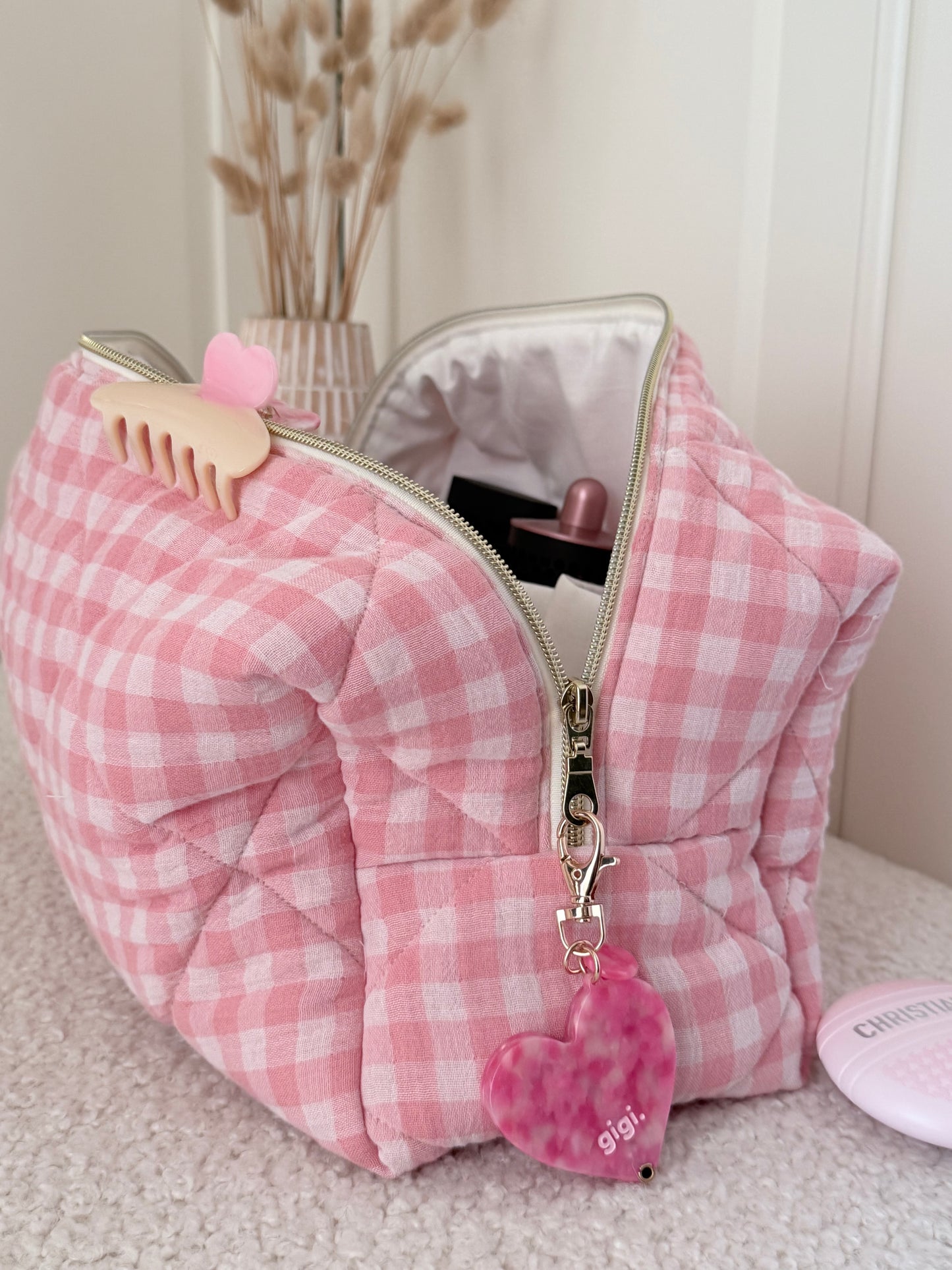 Quilted Pouch for Dyson Airwrap and Shark FlexStyle – Light Pink Gingham