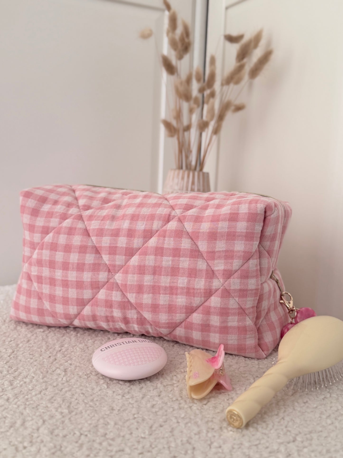 Quilted Pouch for Dyson Airwrap and Shark FlexStyle – Light Pink Gingham