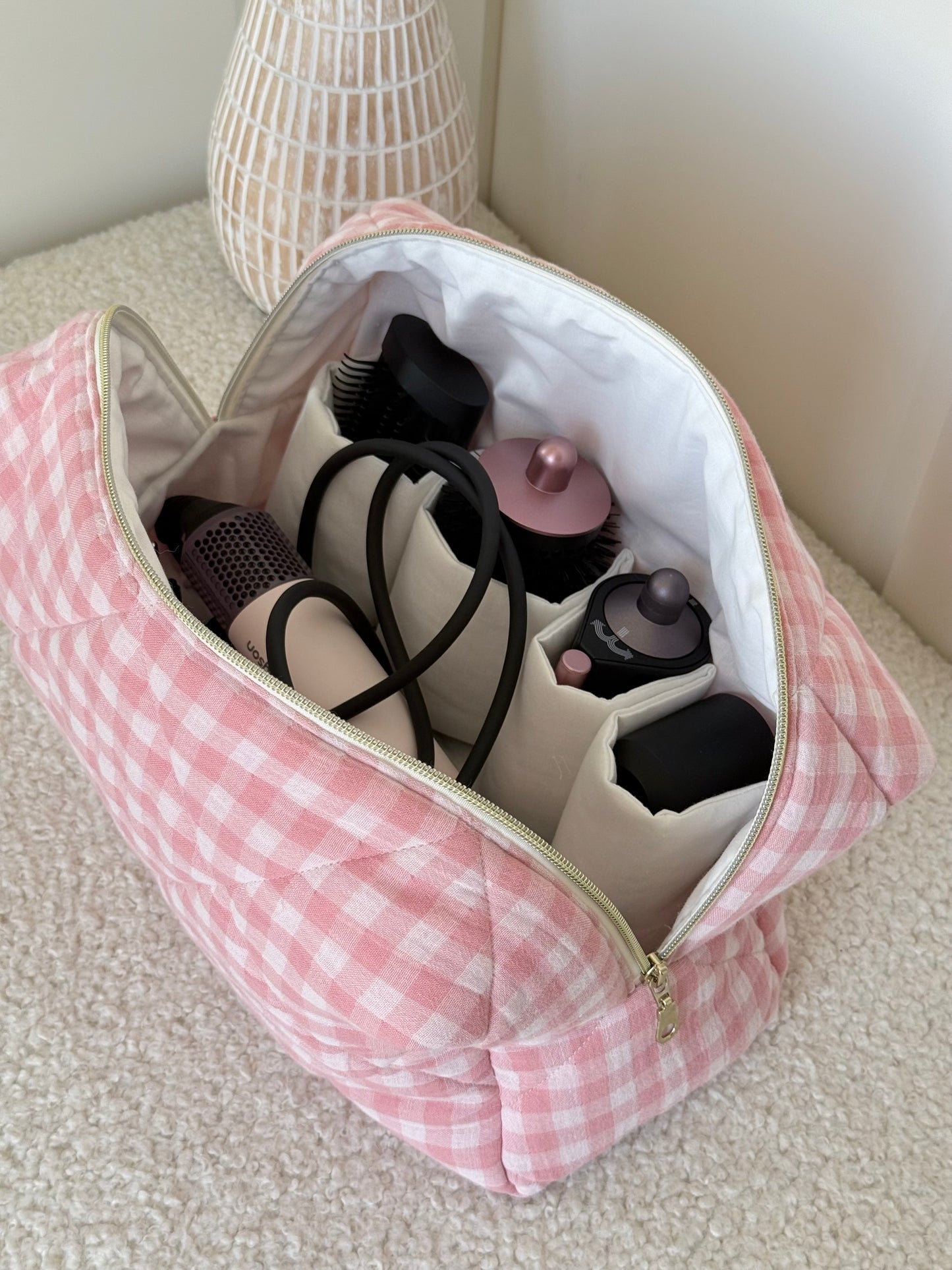 Quilted Pouch for Dyson Airwrap and Shark FlexStyle – Light Pink Gingham