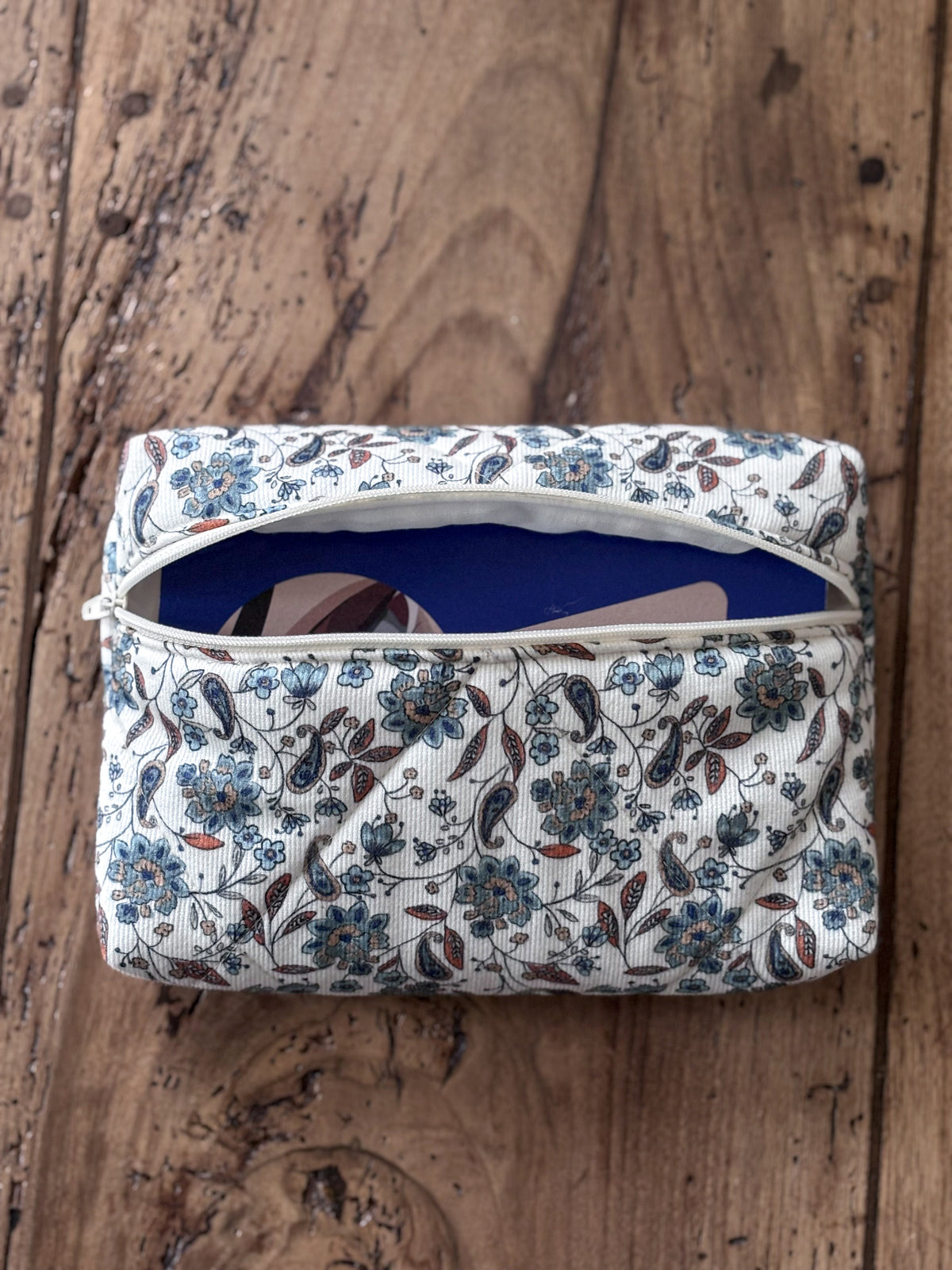 Pochette livre de poche - fleurie Madeleine - Compatible Kindle