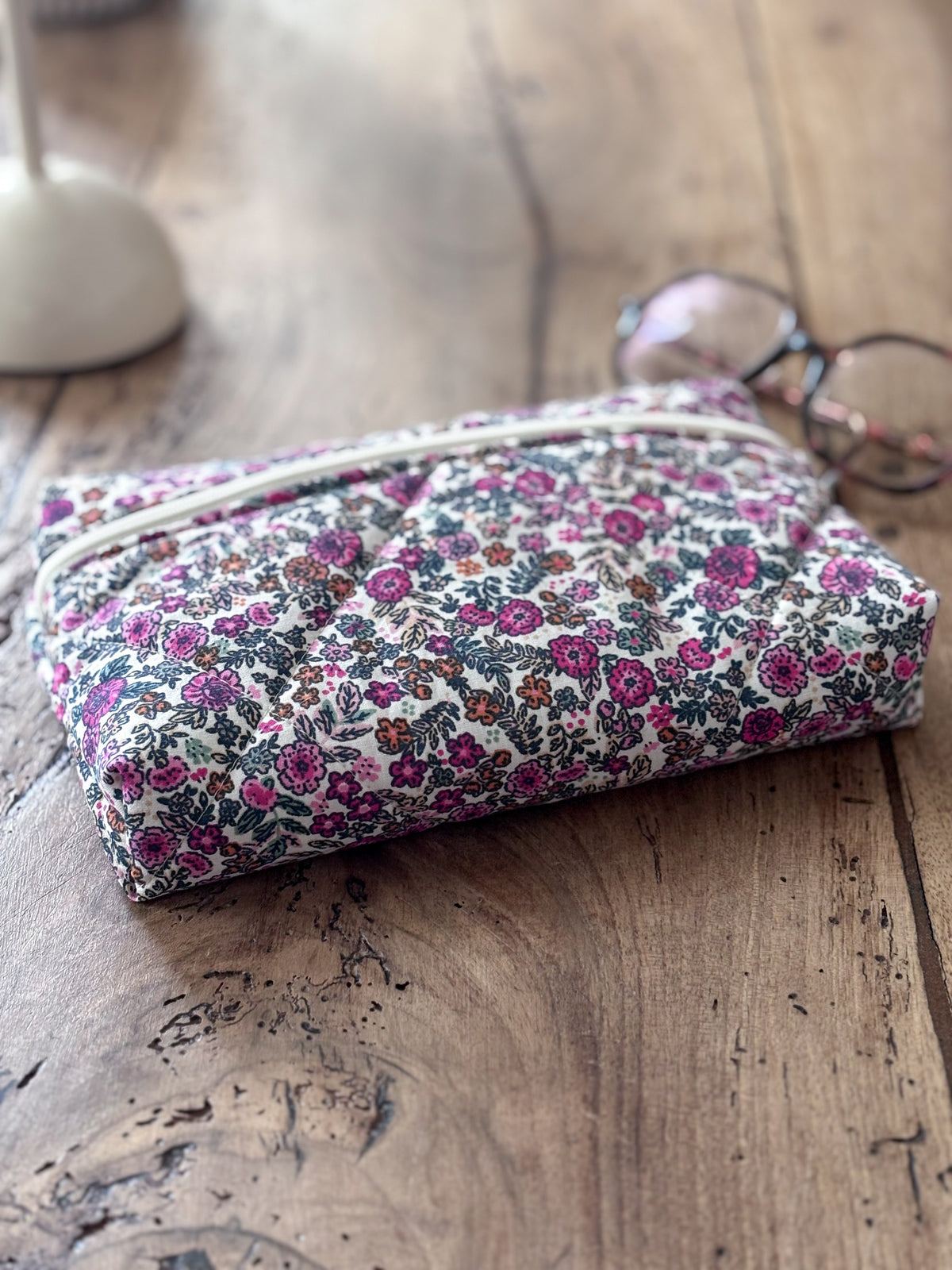 Pochette livre de poche - fleurie Romane - Compatible Kindle