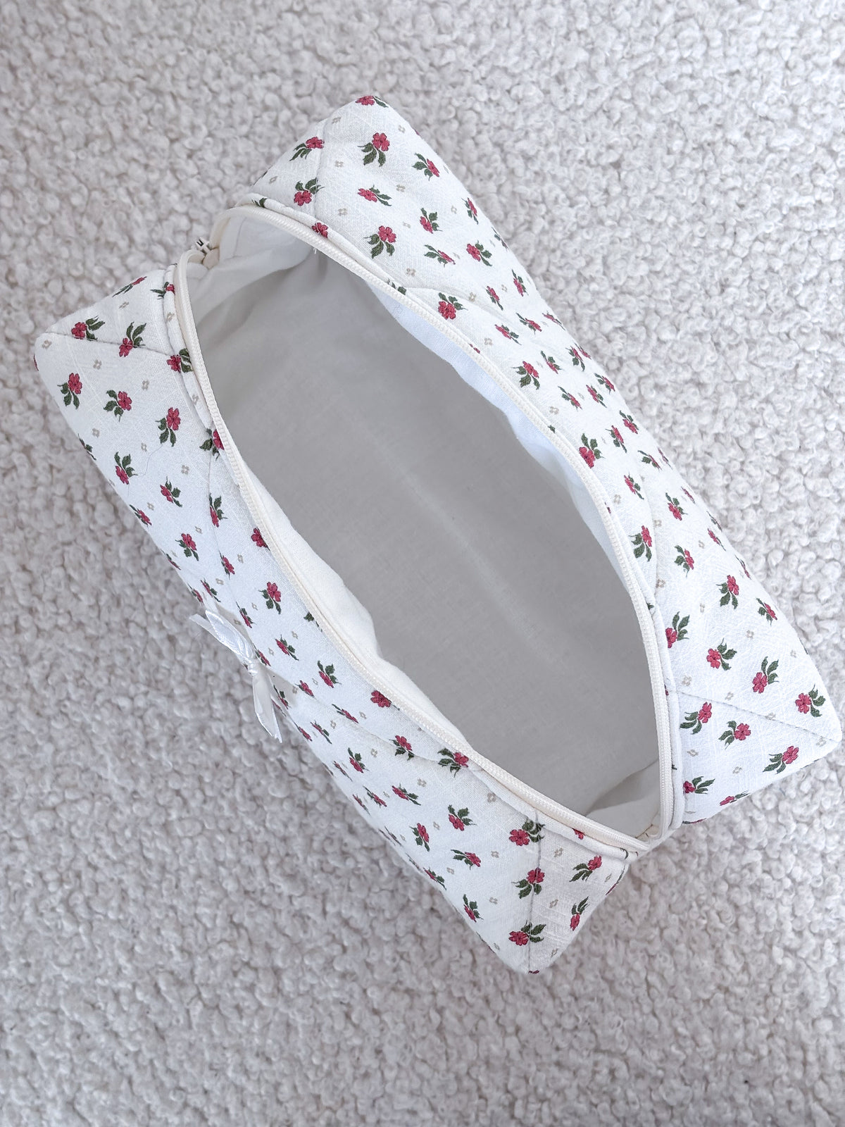 Trousse beauté matelassée fleurie – Agathe