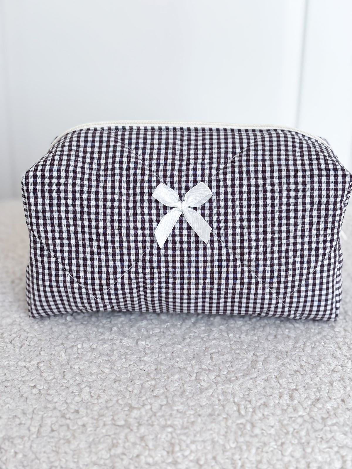 Trousse beauté matelassée vichy marron – Camille