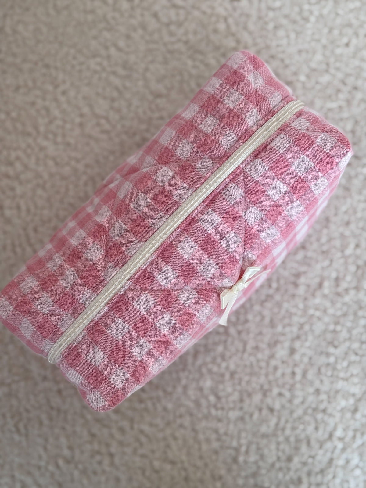 Trousse beauté matelassée vichy rose bonbon – Lou
