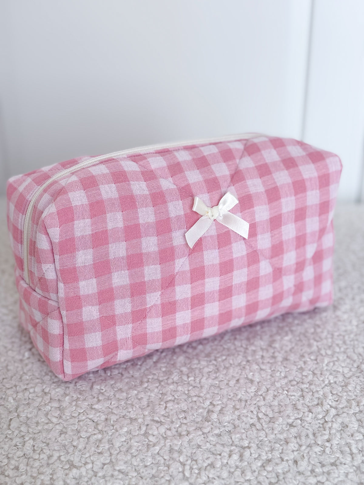 Trousse beauté matelassée vichy rose bonbon – Lou